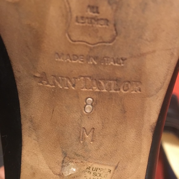 Ann Taylor black leather 3 in heel - Picture 1 of 5